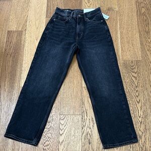 NWT. Arizona Highest Rise Vintage Straight Juniors Black Gravity Jeans 0